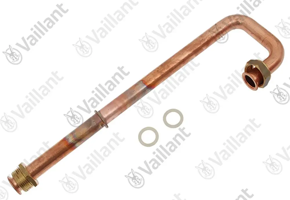Kupferrohr von Vaillant mit einem gebogenen Ende und zwei Dichtungsringen im Vordergrund.